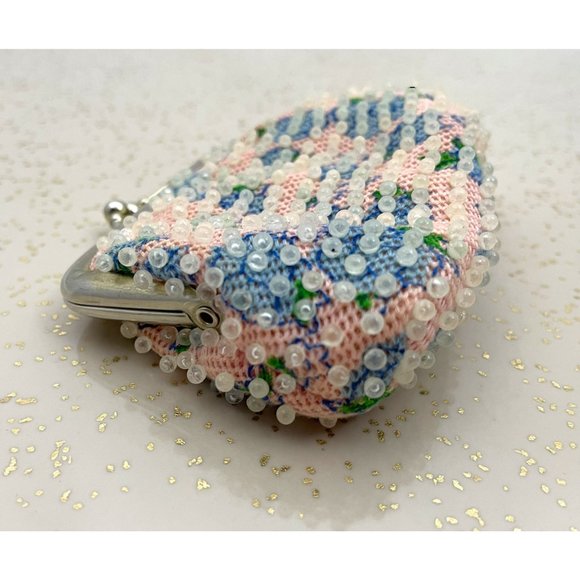 Vintage coin purse, kiss lock purse, beaded floral, 50s fashion accessory - Picture 4 of 7